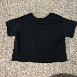 Black Offline by Aerie cropped athletic shirt